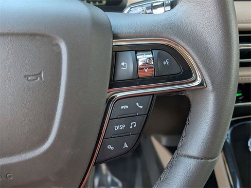 Certified 2023 Lincoln Nautilus AWD w/ Premium Package image 17