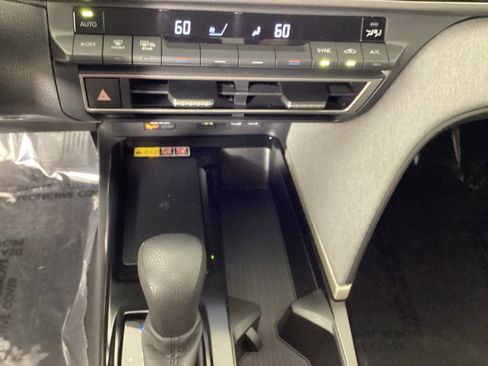 Used 2025 Toyota Camry LE FWD image 24
