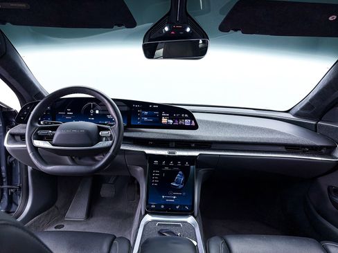 Used 2024 Lucid Air Touring AWD/4WD image 27