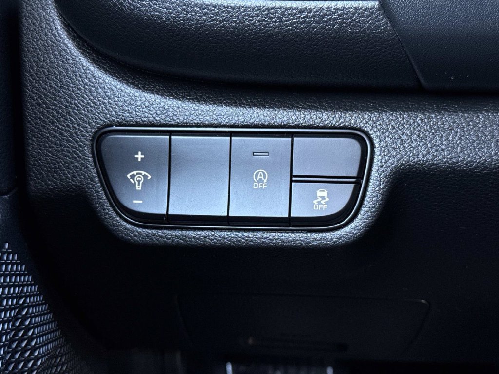 Used 2024 Kia Seltos EX AWD/4WD image 14