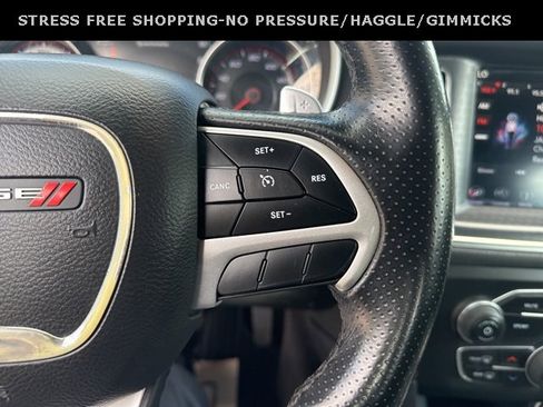 Used 2018 Dodge Charger R/T image 23