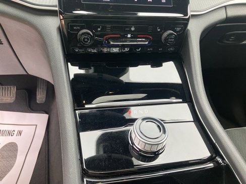 Certified 2023 Jeep Grand Cherokee L Laredo image 20