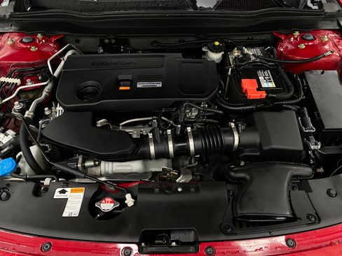 Used 2018 Honda Accord Sport image 11