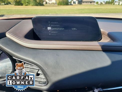 Used 2021 MAZDA CX-30 AWD 2.5 S w/ Premium Package image 23