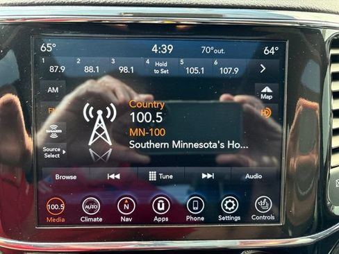 Used 2021 Jeep Grand Cherokee Limited w/ Quick Order Package 28K 80th AWD/4WD image 22