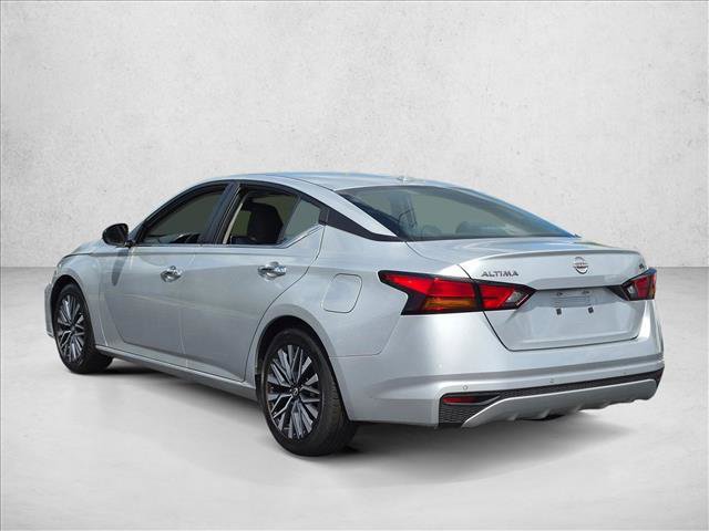 Used 2024 Nissan Altima 2.5 SV FWD image 8