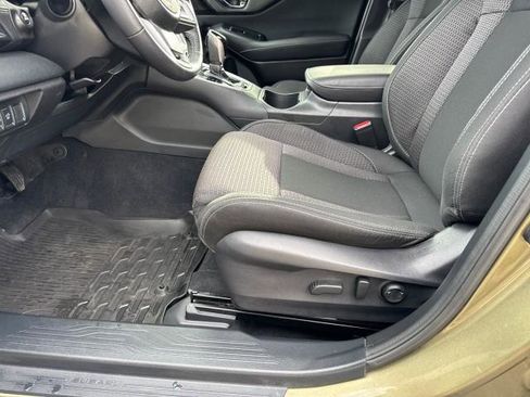 Used 2024 Subaru Outback Premium image 11