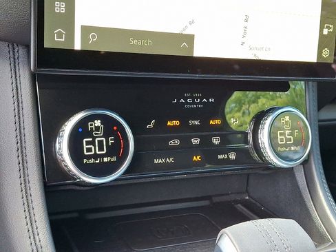 Used 2022 Jaguar F-PACE S image 16