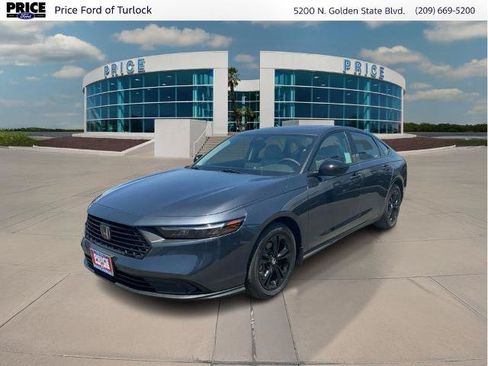 Used 2025 Honda Accord SE image 1