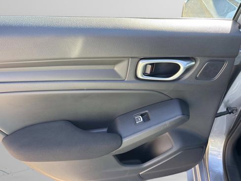 Used 2024 Honda Civic Sport image 17