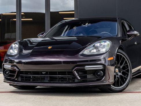 Certified 2022 Porsche Panamera Platinum Edition image 7