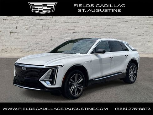 Certified 2024 Cadillac Lyriq Luxury RWD image 1