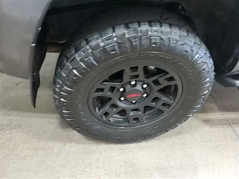 Used 2021 Toyota 4Runner SR5 Premium AWD/4WD image 20