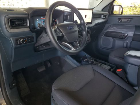 Used 2025 Ford Maverick XL w/ Equipment Group 102A AWD/4WD image 17