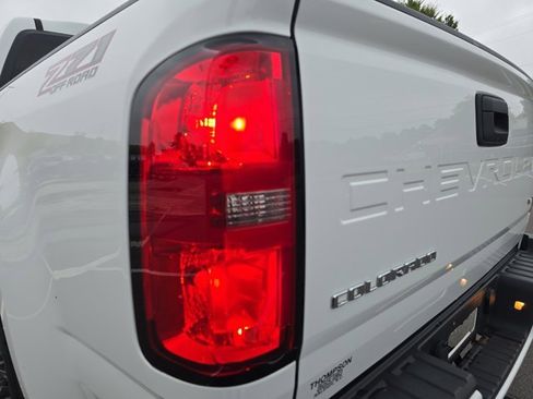 Used 2021 Chevrolet Colorado Z71 image 33