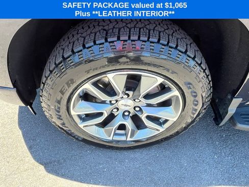 Used 2024 Chevrolet Silverado 1500 RST AWD/4WD image 6