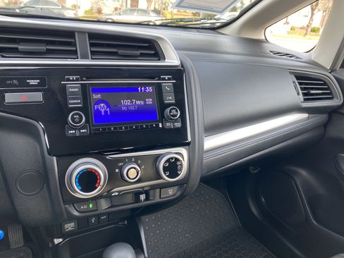 Used 2017 Honda Fit LX image 13