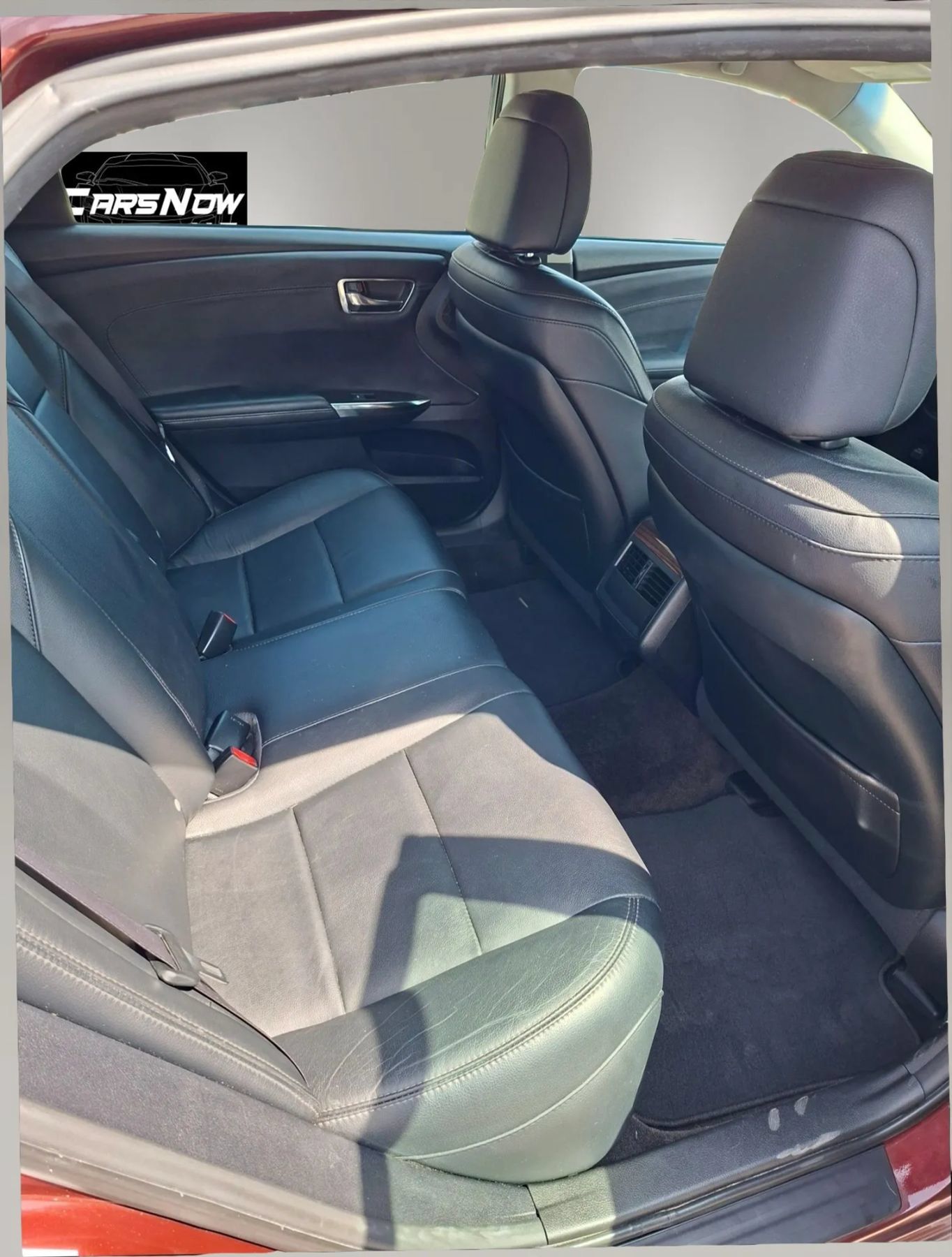 Used 2014 Toyota Avalon XLE FWD image 9