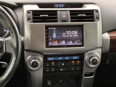 Used 2015 Toyota 4Runner Limited image 15