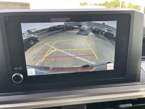 Used 2024 Toyota Tacoma SR5 image 38