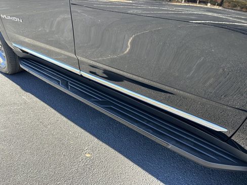 New 2026 GMC Yukon XL Elevation image 24