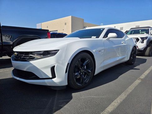 Used 2024 Chevrolet Camaro LT RWD image 2