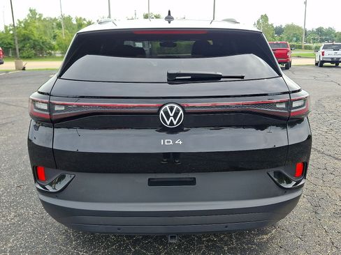 Used 2023 Volkswagen ID.4 Pro AWD/4WD image 23