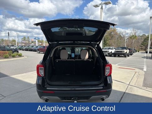 Used 2022 Ford Explorer Limited w/ Limited Technology Package image 9