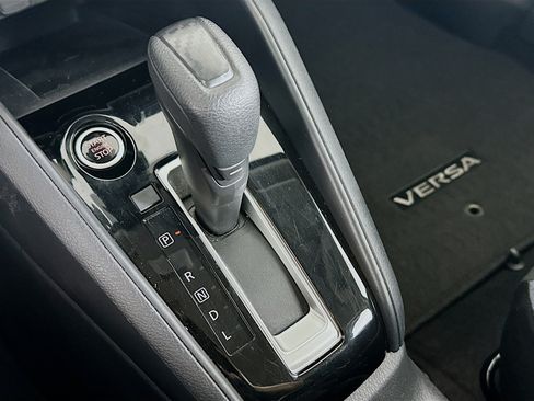 Used 2025 Nissan Versa SV FWD image 24