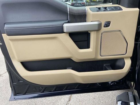 Used 2021 Ford F250 Lariat w/ Lariat Ultimate Package image 11