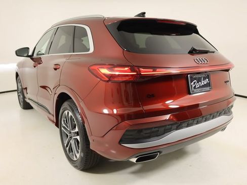 Certified 2025 Audi Q5 Prestige AWD/4WD image 3