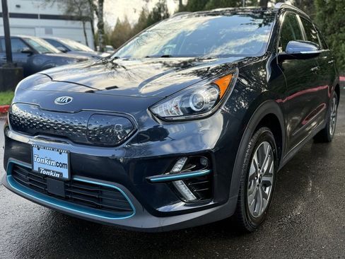 Used 2019 Kia Niro EX Premium w/ Cold Weather Package 1.0 image 4