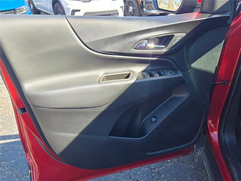 Used 2023 Chevrolet Equinox LT FWD image 21