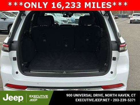 Certified 2022 Jeep Grand Cherokee Overland image 27