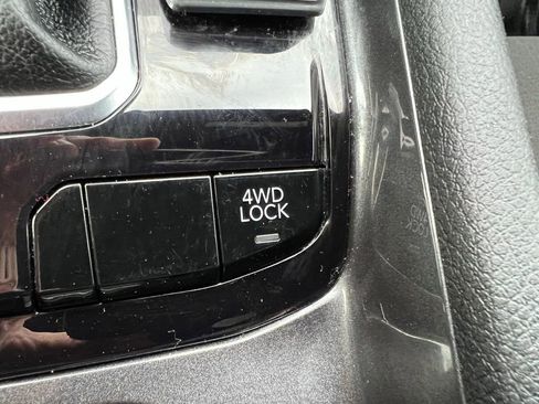 Used 2023 Jeep Compass Sport image 36