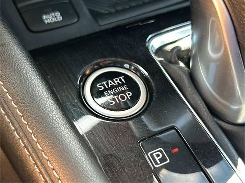 Used 2024 Nissan Kicks SV image 25