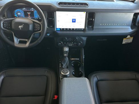 New 2026 Ford Bronco Badlands AWD/4WD image 12