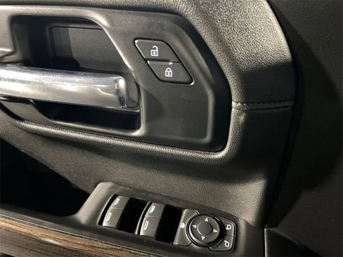 Used 2020 Chevrolet Silverado 1500 RST image 23