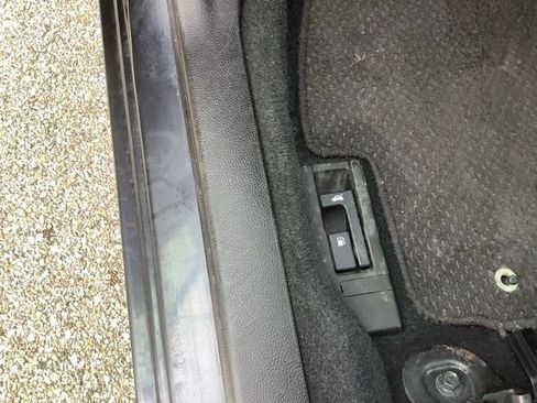 Used 2014 Subaru Impreza 2.0i image 23