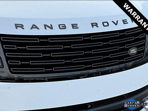 Used 2023 Land Rover Range Rover SE image 32