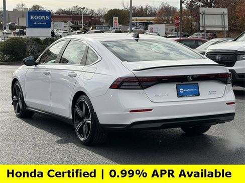 Used 2025 Honda Accord Sport image 3