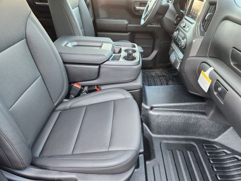 New 2026 Chevrolet Silverado 1500 W/T w/ WT Value Package image 18