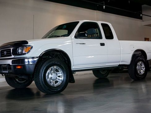 Used 1997 Toyota Tacoma 4x4 Xtracab V6 image 69