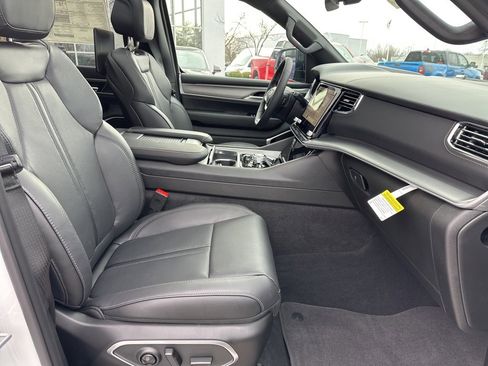 New 2026 Jeep Grand Wagoneer L Limited image 59