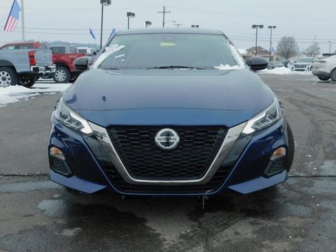 Used 2020 Nissan Altima 2.5 SR image 3
