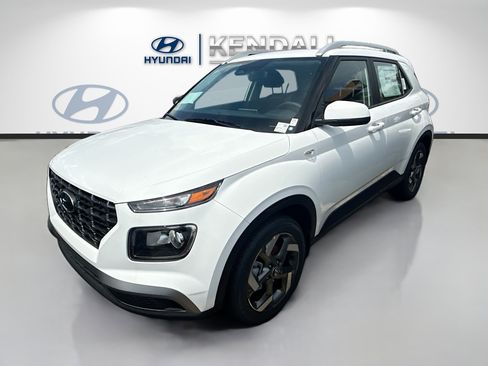 New 2026 Hyundai Venue SEL FWD image 3
