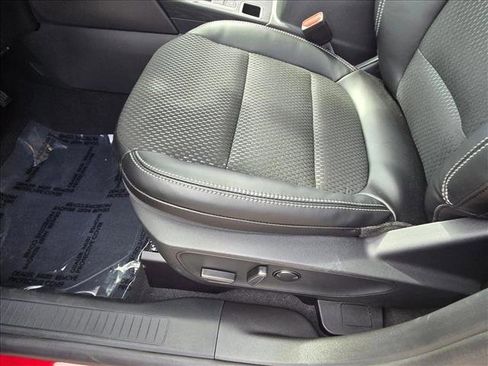 New 2025 Ford Escape SE image 4