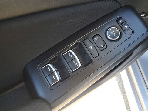 Used 2022 Honda Civic Sport image 25