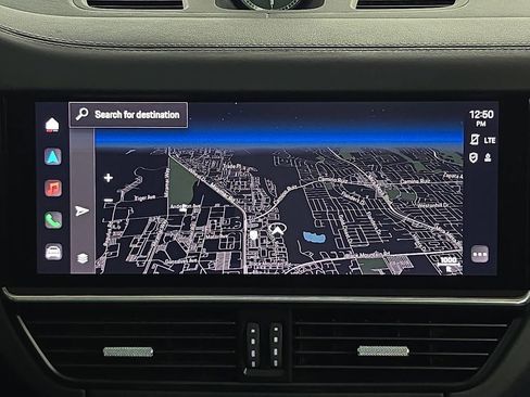 Certified 2023 Porsche Cayenne Turbo AWD/4WD image 18