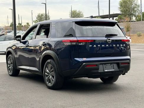 Certified 2022 Nissan Pathfinder S image 3